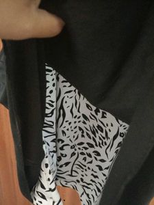 Women Black Top 🖤