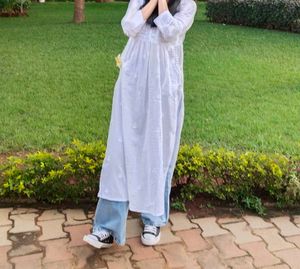 White Embroidered Chikankari Kurta
