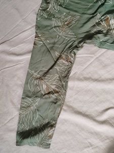 Leaf Green Top