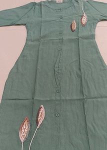 Elegant Green Embroidered Kurta