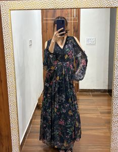 BEBE Botanical Cold shoulder Lace Trim Maxi