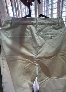 white Wide-Leg Pleated Trousers