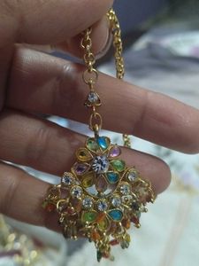 Elegant Necklace and Earrings Set