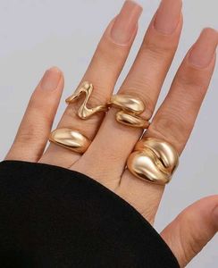 New and unused Chunky Gold Tone Ring Set