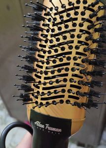 Alan Truman Hot Air Brush