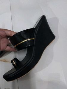 black wedges...