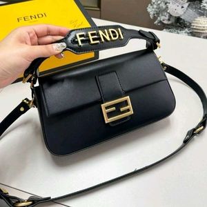 FENDI BAUGETTE SLINGBAGVERY SUPERIOR QUALITY