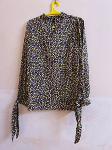 M15- Black Floral Print Top Stylish