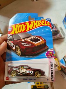 Hot Wheels lot ( price varies from 400-600)