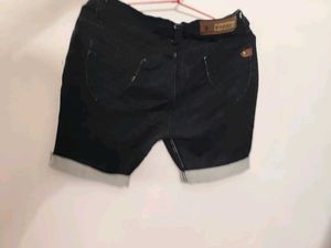 🖤Black Shorts🖤