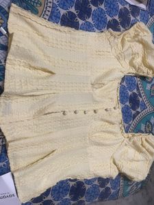 Chic Textured Puff Sleeve Top