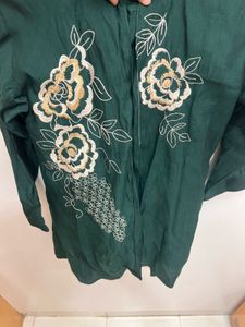 three pcs Women’s pant top  jacket