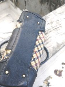 Daks Handbag