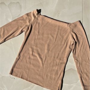Ribbed Off-Shoulder Long Sleeve Top