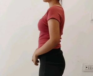 FITTED TOP