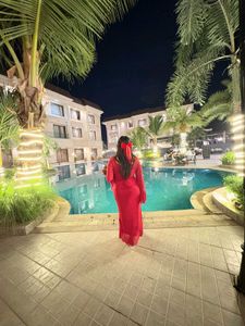 Elegant Red Maxi Dress for Special Occasions