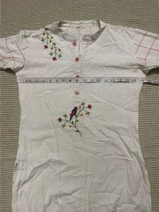 Floral Embroidered Kurti Set