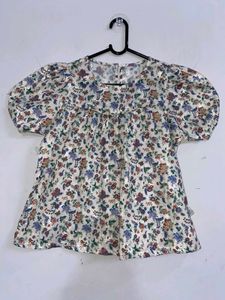 Cute Floral Puff Sleeve Top