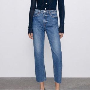 Zara The HW ankle straight jeans