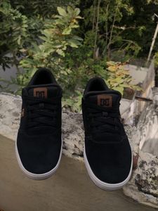 DC Shoes Size US 6.5