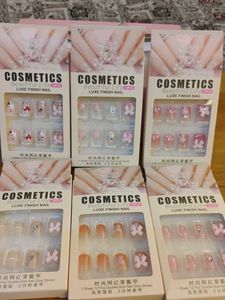 Cosmetics Luxe Finish Nail Set