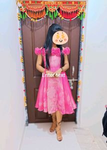 Chic Pink Floral Dress