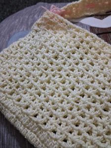 Crochet Handbag with Pink Bow