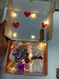 Cute Gift Box with Hair Accessories