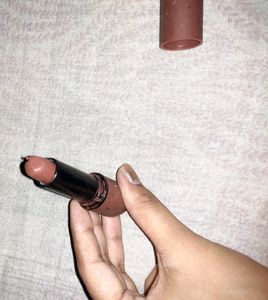 Nude Matte Lipstick - Long Lasting Color