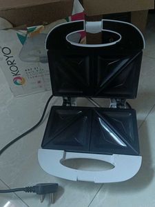 KORYO KST 21 Sandwich Toaster 750w High Power