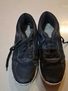 Black Sneakers