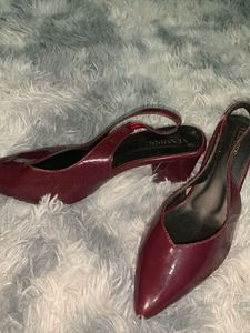 Stylish Burgundy Patent Slingback Heels