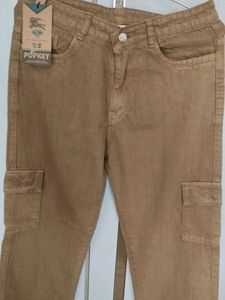 Trendy Cargo Pants - Brown