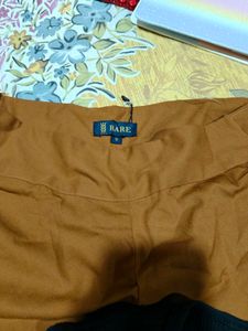 Black Long Sleeve Top &amp; Orange Pants Set