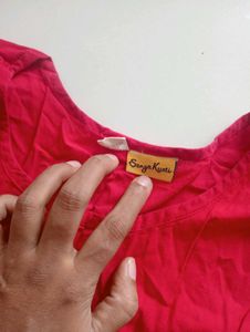 Vibrant Red Sleeveless Kurta
