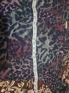 Chic Leopard Print Tunic Top