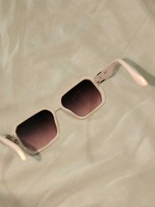 Chic Square baby pink frame sunglasses