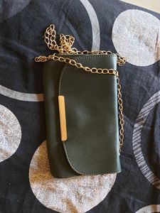Chic Olive Green Crossbody Bag