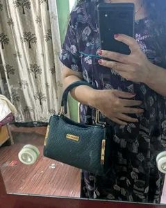 Stylish Teal Textured Handbag