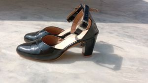 Black Colour Heels