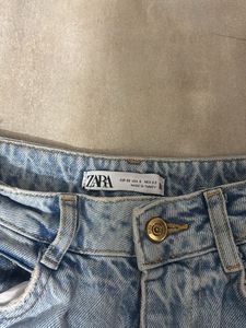 Zara Light Wash Straight Fit Jeans