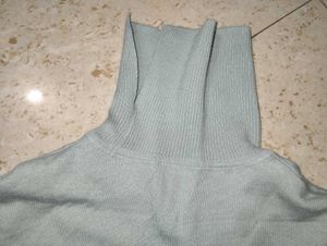 Cozy Turtleneck Top with Contrast Cuffs