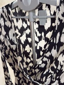 Stylish Black &amp; White Print Mini Dress