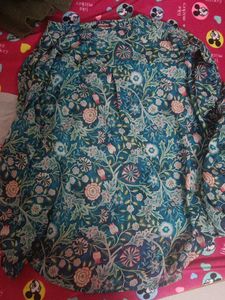 Vintage Floral Print Long Sleeve Top
