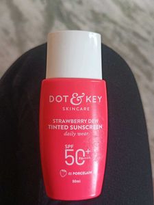 Dot & Key Strawberry Dew Tintend Sunscreen