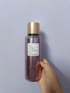 Victoria's Secret Velvet Petals Mist decant