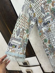 Today’s Offer Pakistani Printed Lawn 3pc set