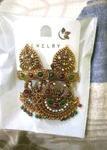 unique Styles Earrings &amp; Studs