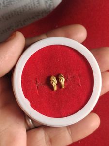 Elegant Gold Stud Earrings