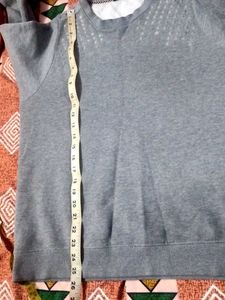 Grey Patterned Sweatshirt